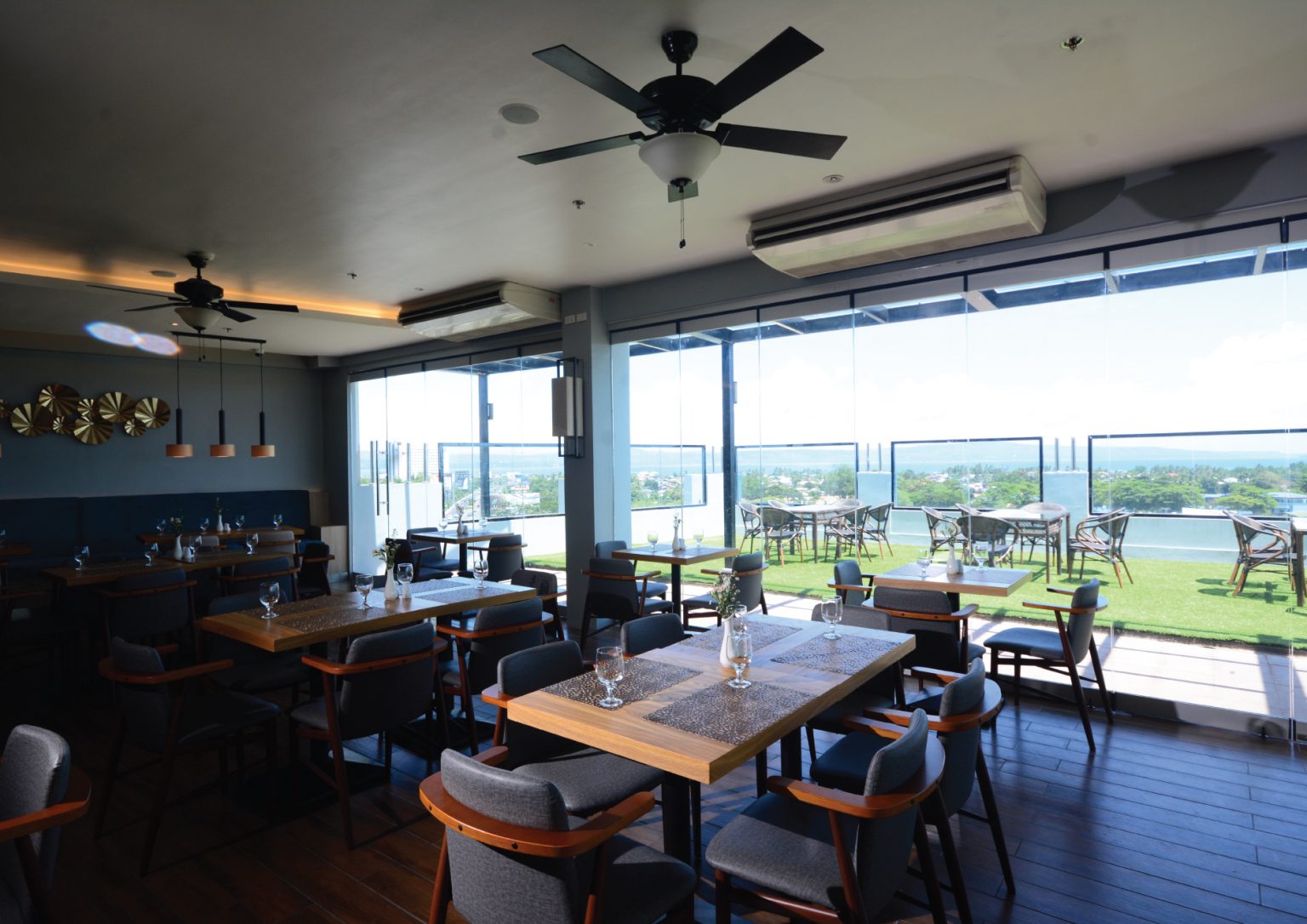 Gallery Blue Lotus Hotel